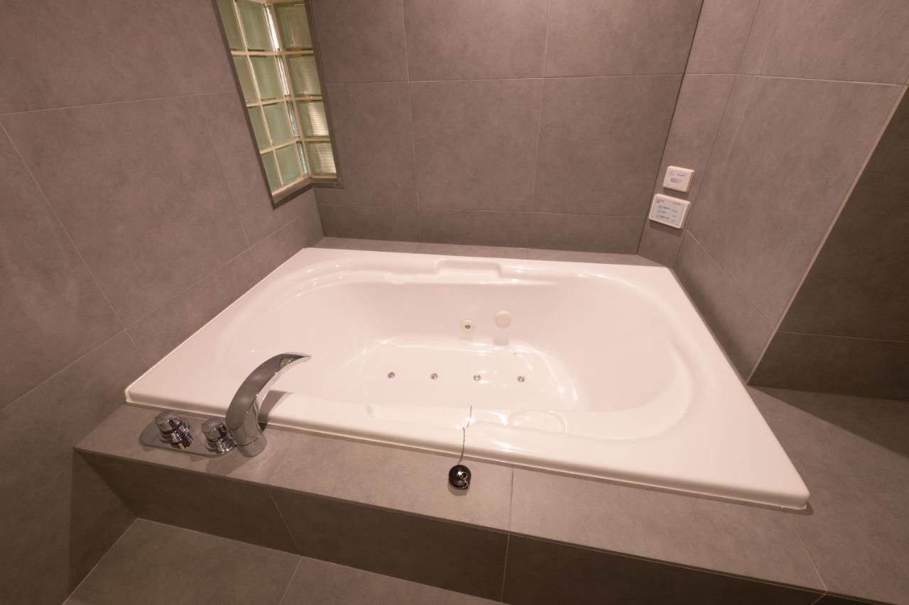 HOTEL Rplus日高 Hidaka  外观 照片